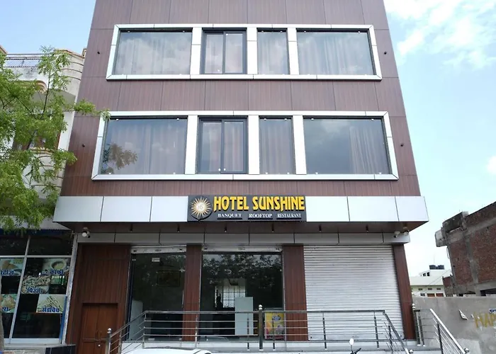 Hotel Sunshine Residency