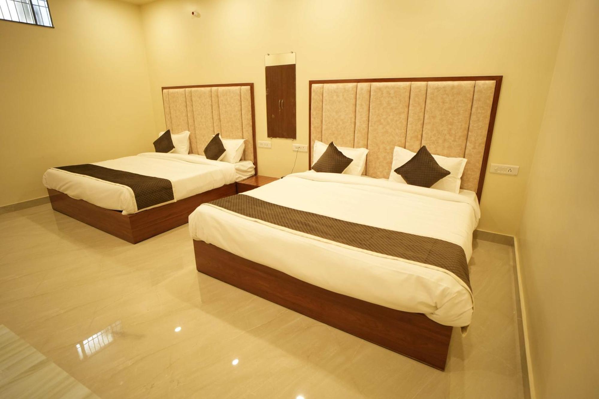 Hotel Sunshine Residency